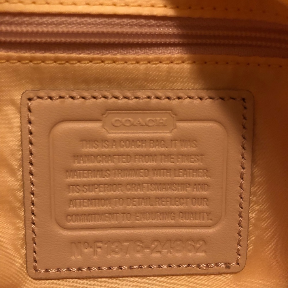 Red Coach Purse - Picture 5 of 7